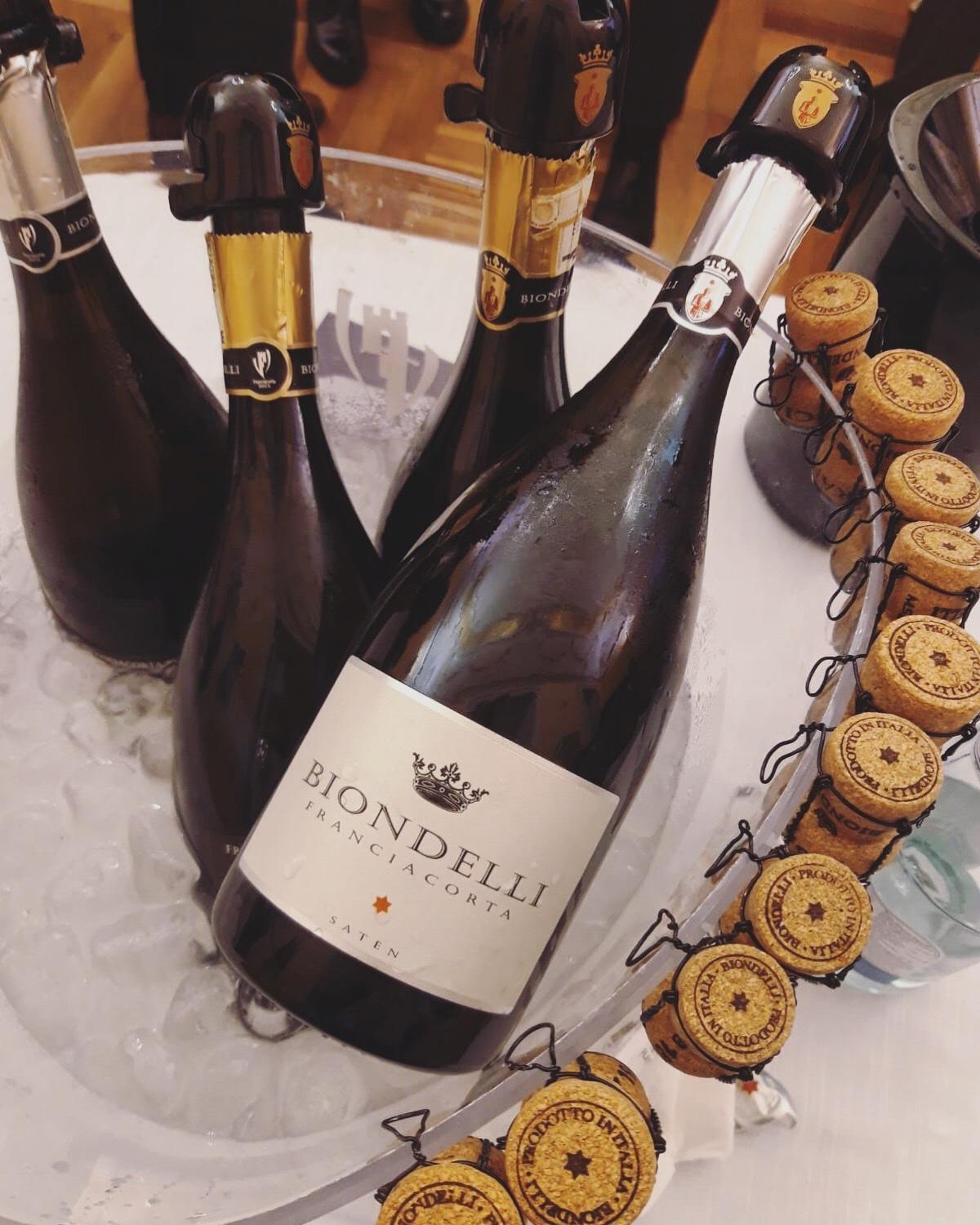 Villa Biondelli Wine & Suites Cazzago San Martino エクステリア 写真